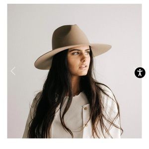 Authentic Gigi Pip Emma hat